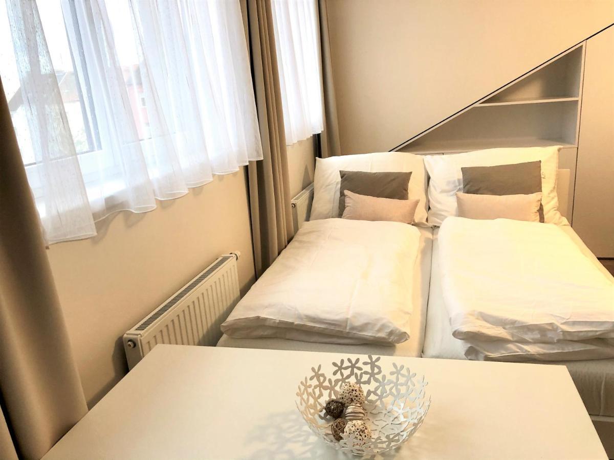 Rezidence Weisovka Apartment Ceske Budejovice Luaran gambar